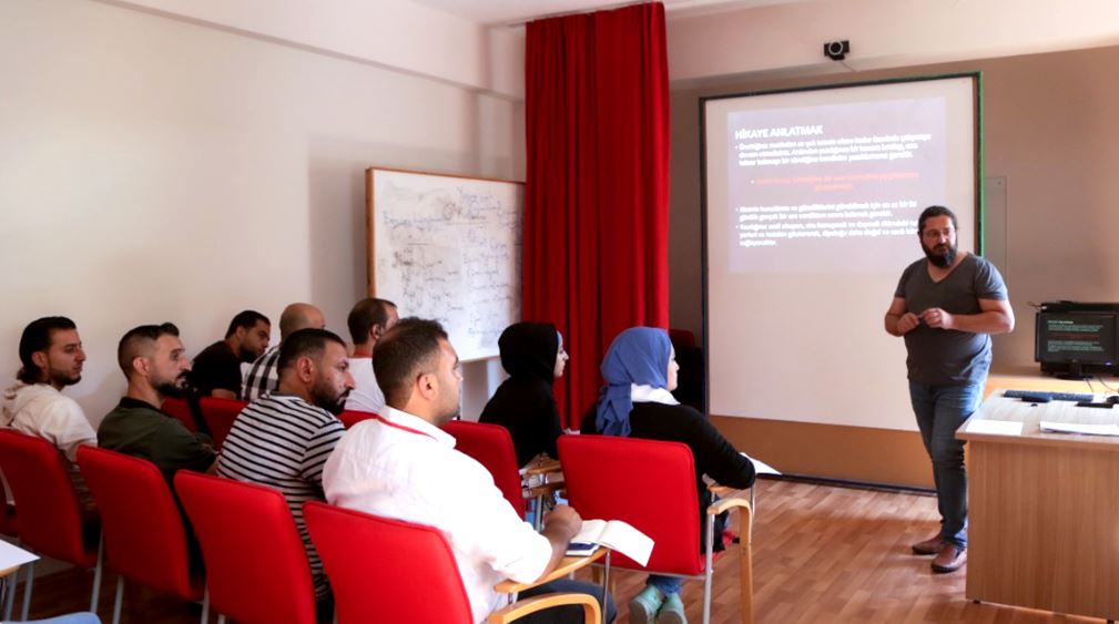 SÜ İletişim Fakültesi Akademisyenleri Azez’deydi