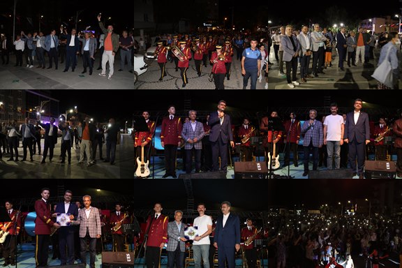 Akşehir Onur Günü Fener Alayı ve Jandarma Bandosu Konseri ile Final Yaptı