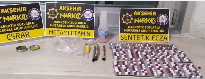 Akşehir’de Takibe Alınan Araçtan Uyuşturucu Hap Ele Geçirildi 