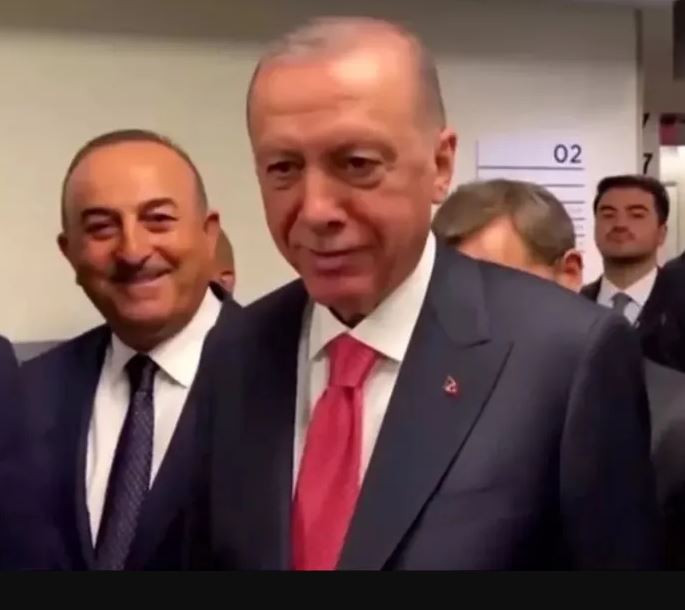 Erdoğan'dan gazeteciye: 'O Biden, ben Erdoğan'ım'