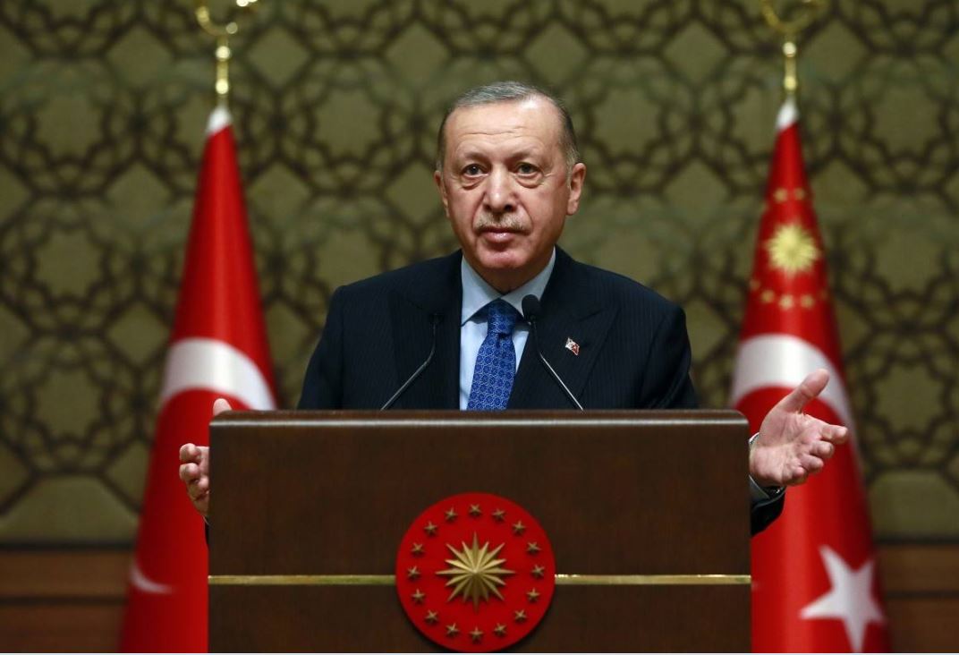 Cumhurbaşkanı Erdoğan:“Usta bir satranç oyuncusu titizliği ile ülkemizin gelecek asrını planlıyoruz”