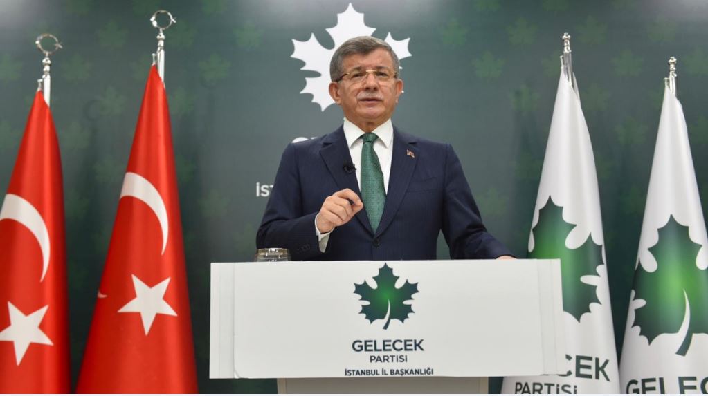 Davutoğlu :‘’Bahçeli, Erdoğan’ın liderliğini sınıyor’’