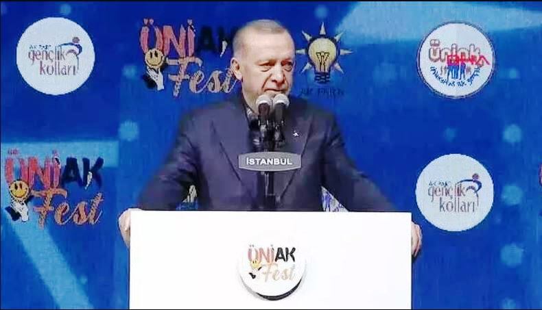 Cumhurbaşkanı Erdoğan: 'Gençlerimizle aramıza girmeye çalışanlara izin vermeyeceğiz'