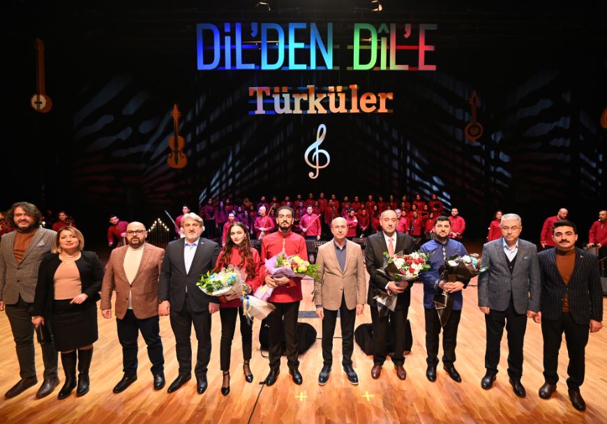 “Dil’den Dil’e Türküler” Konseri Büyük Beğeni Aldı 