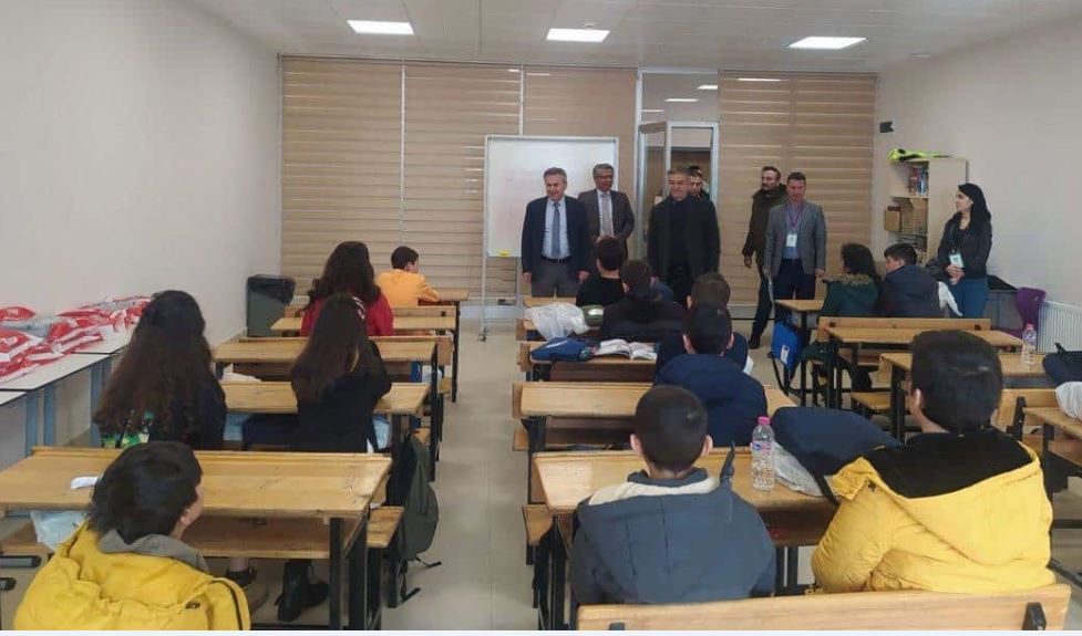 İl Müdürü  Murat Yiğit KYK Yurtlarında Depremzede Öğrencileri Ziyaret Etti