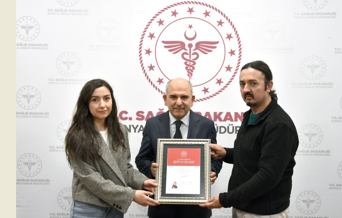 Görev Şehidi Sağlık Çalışanının ‘Şehitlik Belgesi’ Kardeşlerine Teslim Edildi