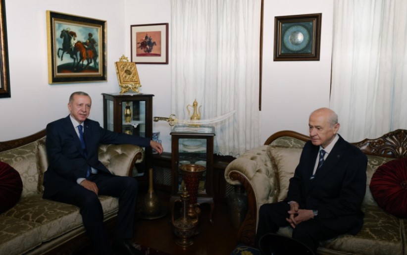 Cumhurbaşkanı Erdoğan, MHP Lideri Bahçeli'yi konutunda ziyaret etti