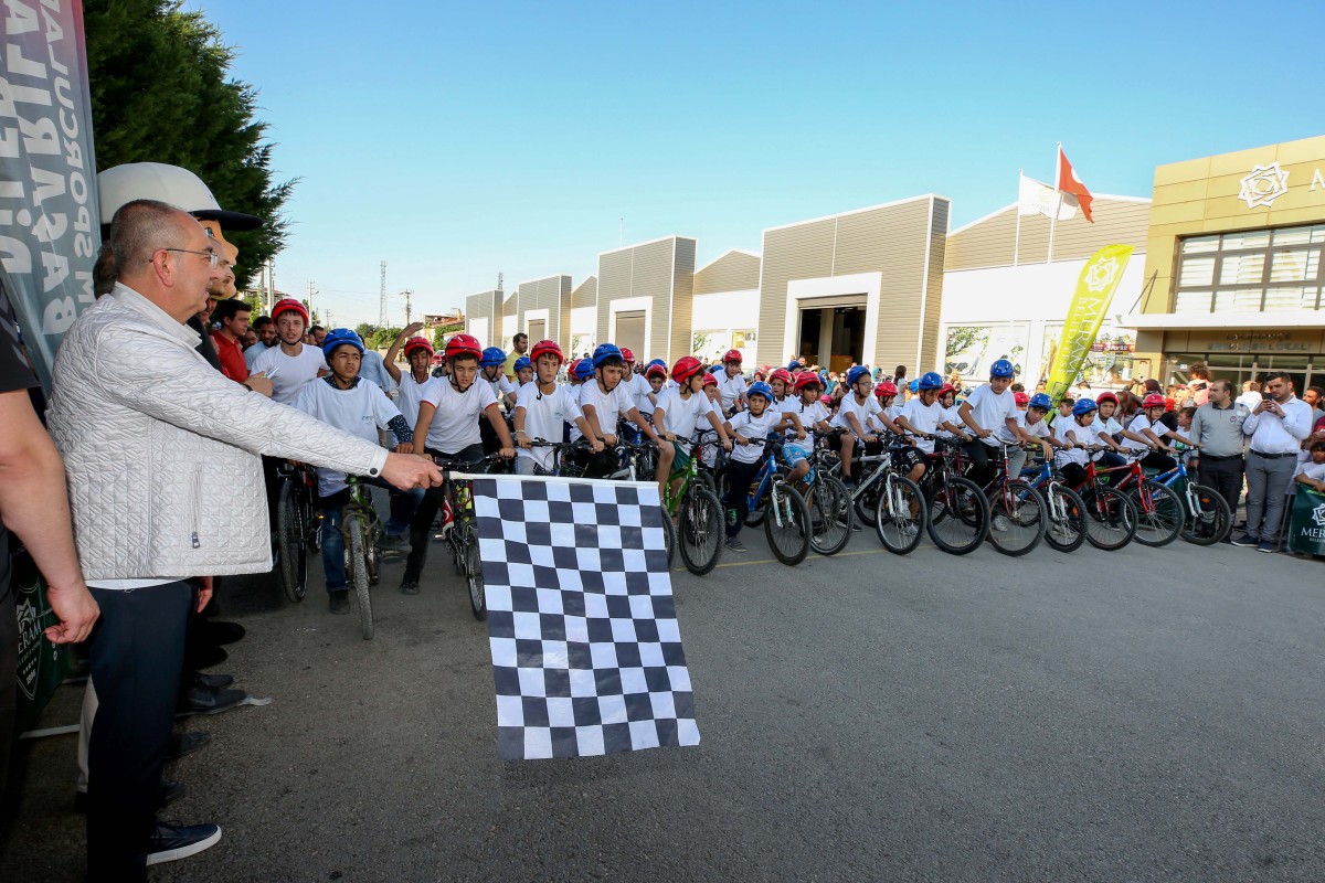 Bizim Meram'da Bisiklet Yarışları Ve Şenlikleri Coşkuyla Devam Ediyor
