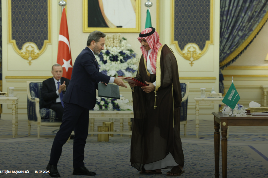 İletişim Başkanı Altun’dan, Suudi Arabistan Enformasyon Bakanlığıyla  Anlaşma İmzaladı
