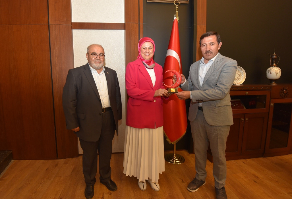 Türk Kızılay Genel Başkanı Yılmaz, Başkan Kılca’yı Ziyaret Etti