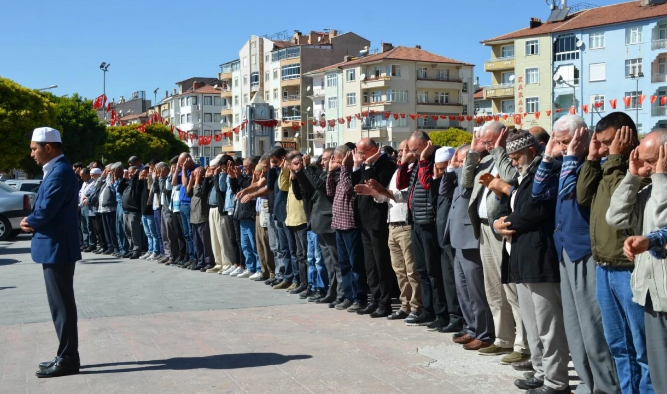 Konya'da  Filistin İçin  Gıyabı Cenaze Namazı Kılındı