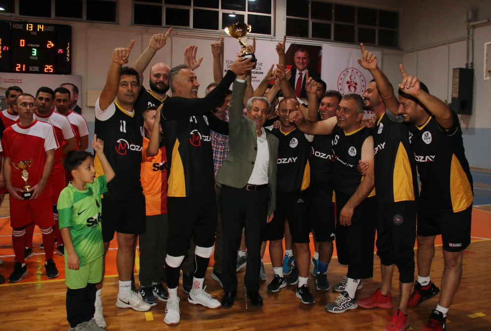 Turnuvanın Şampiyonu Akşehir İlçe Milli Eğitim Müdürlüğü Oldu