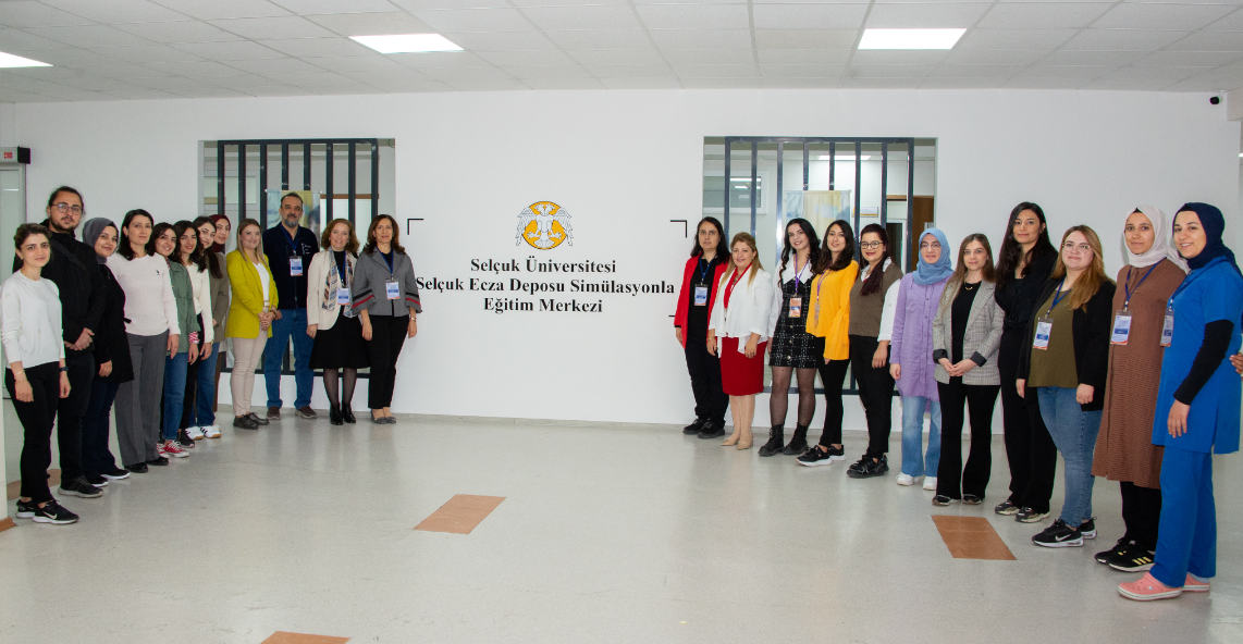 Selçuk Üniversitesinde, Deprem Bölgelerinde Görev Alan Hemşirelere Eğitim Verildi