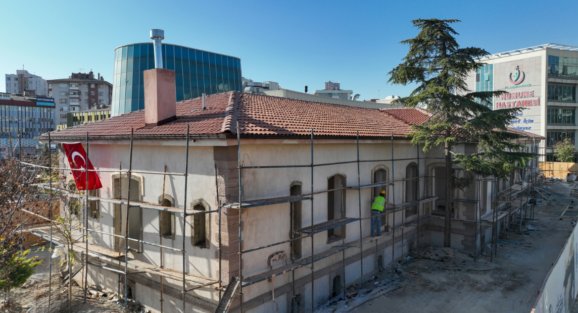 Tarihi Hemşirelik Binası Restorasyonu Devam Ediyor 