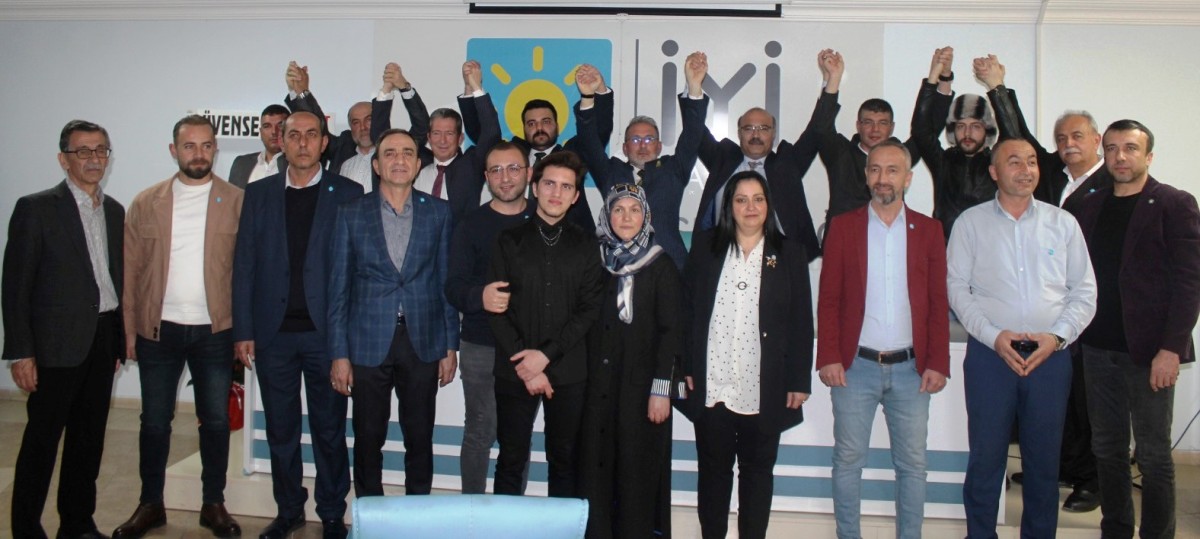 İYİ Parti Karatay  Belediye Başkan Adayı Özdemir