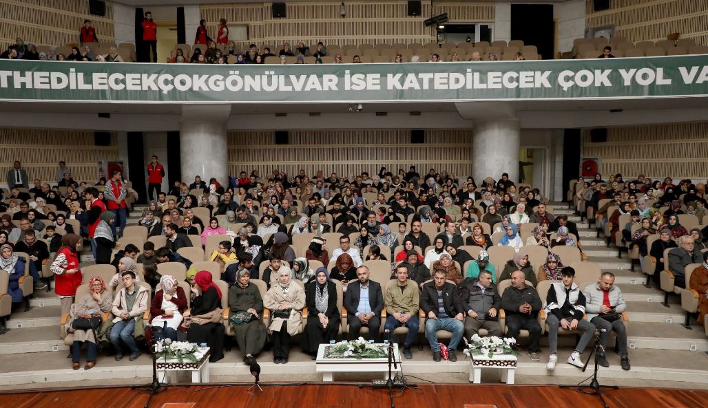 Konyalılardan İki Dostun Uyanış Öyküsüne Tam Not