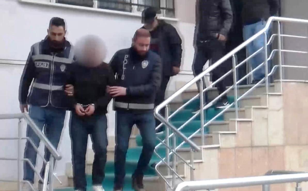 Ereğli’de Toplam 41 Yıl Hapis Cezası Olan 3 Aranan Şahıs Yakalandı