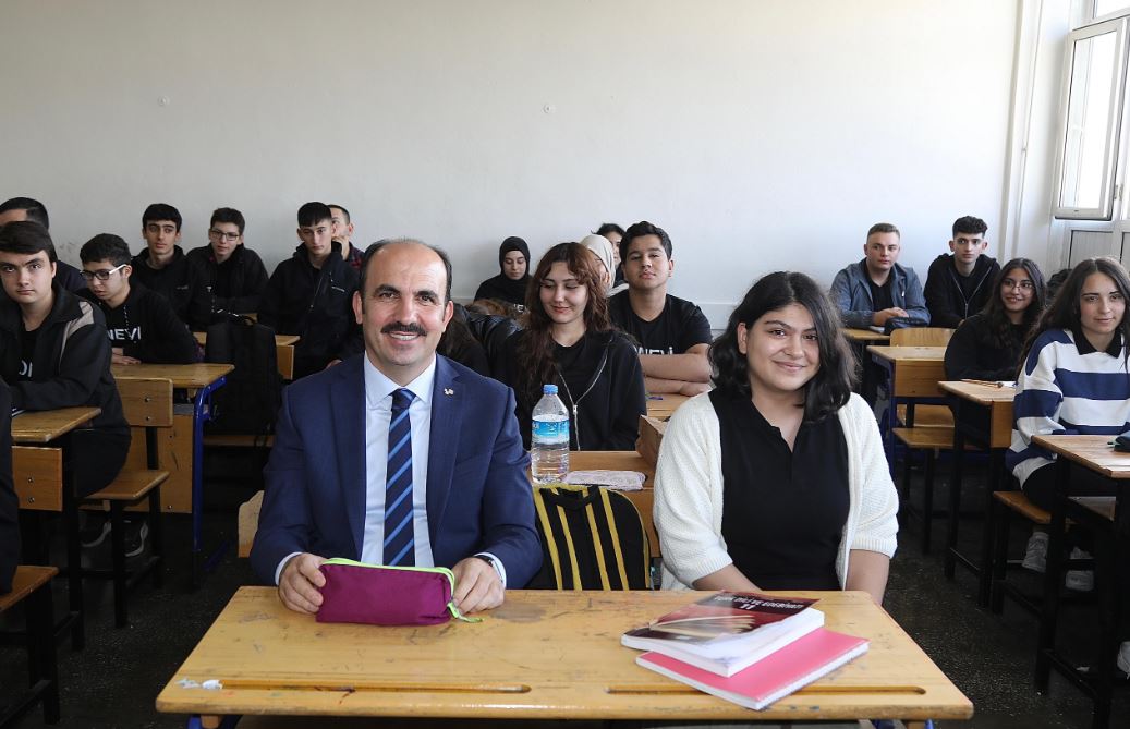 Başkan Altay: “Eğitim Desteğine Başvuran Öğrencilerimizin İkinci Ödemelerini de Yaptık”