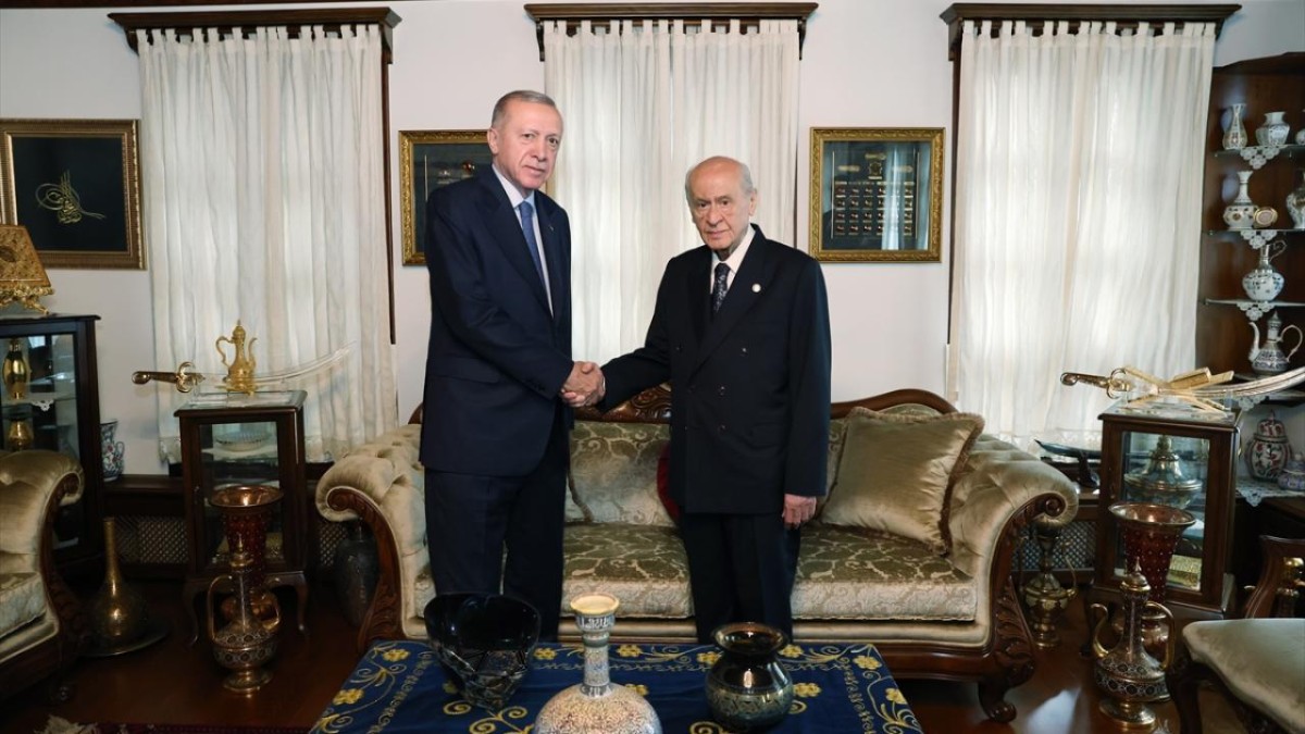 Cumhurbaşkanı Erdoğan, MHP Genel Başkanı Bahçeli’yi  Ziyaret Etti