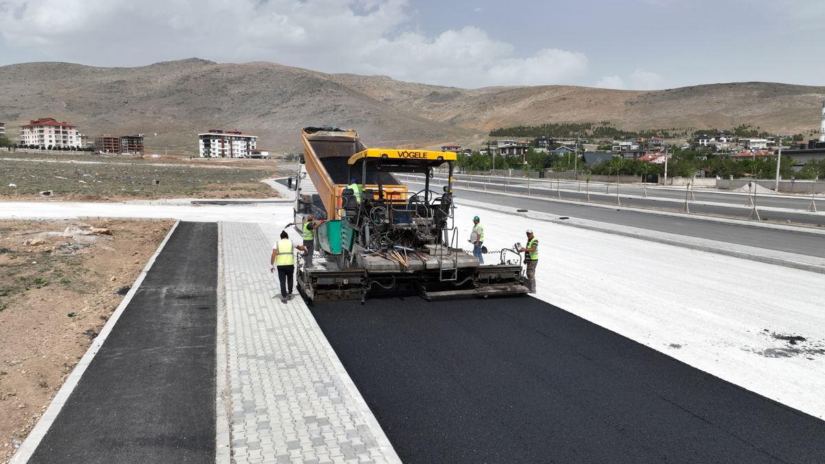 Selçuklu’da Asfalt Ve Altyapı Sezonu Başladı 