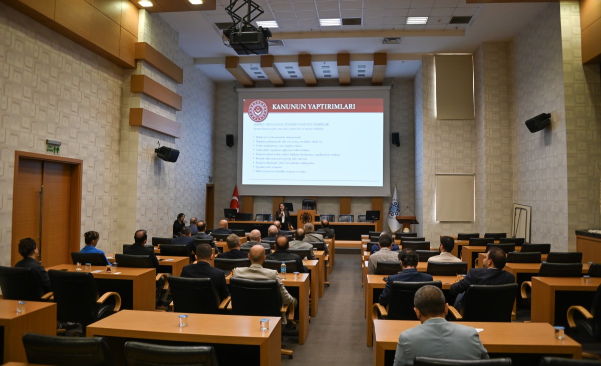 Selçuklu Belediyesi'nde Birim Müdürlerine Eğitim