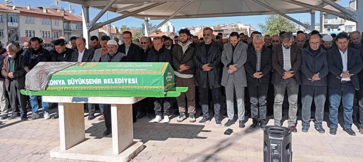  Ahmet Baydar’ın Annesi Fatime Baydar Dualarla Defnedildi