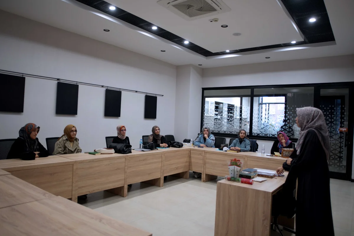 Karatay’da Gençlik Bilgi, Sanat Ve Sporla Büyüyor