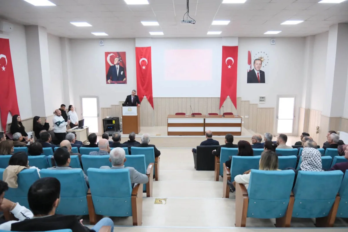 Akşehir’de “Terörsüz Türkiye ve Güvenlik” Konferansı Düzenlendi