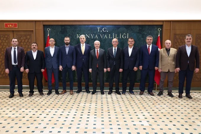Vali İbrahim Akın  Konya Ticaret Borsası Heyetini Makamında Kabul