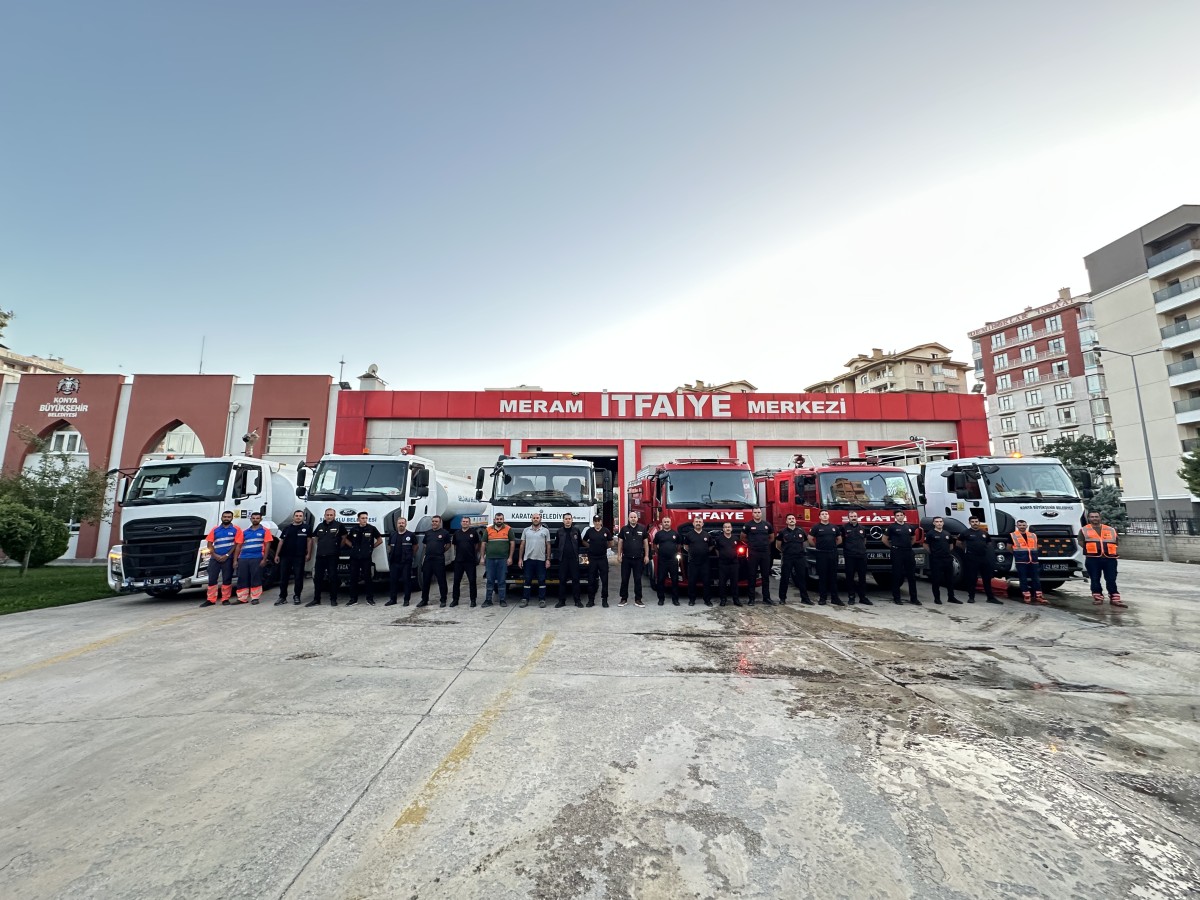 Konya Büyükşehir Alanya’daki Yangında Söndürme Çalışmalarına Destek Oluyor