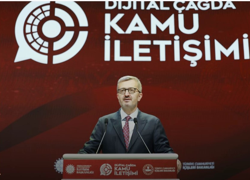 İletişim Başkanı Duran İ 