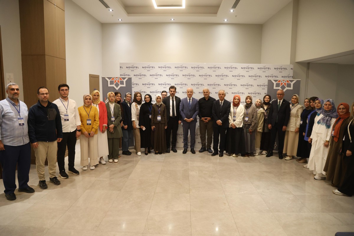 Konya Klasik Düşünce Okulu'nda akademisyenler kampta buluştu