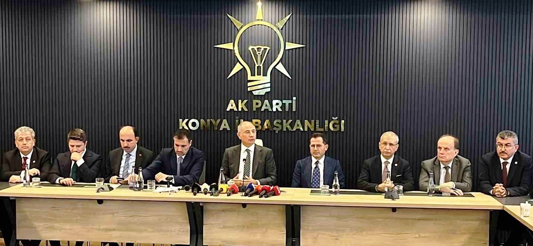 AK Partili Efkan Ala Konya'da Yeni Sivil Anayasa  Mesaj Verdi