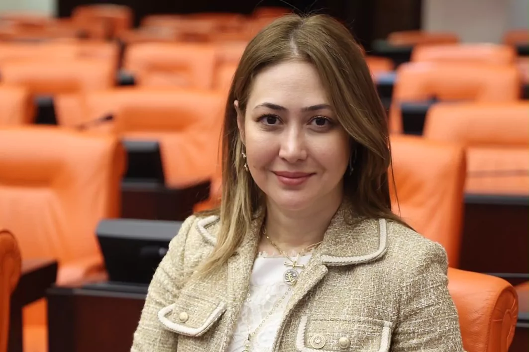 MHP’li Zuhal Karakoç trafik kazasında yaralandı