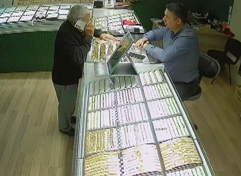 Telefon dolandırıcılarından son anda kurtarıldı