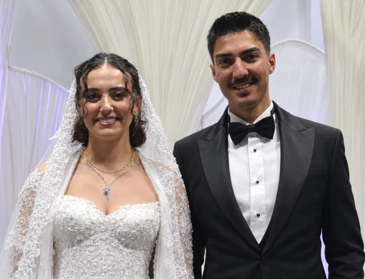 Yıldırım ve Akyel Ailelerinin Mutlu