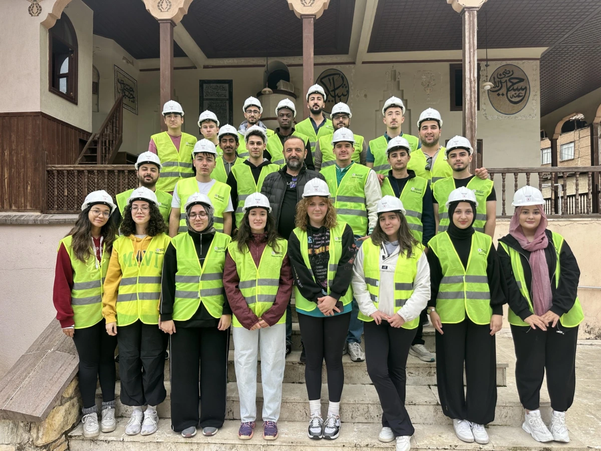 KTÜN Mimarlık Öğrencileri Ödemiş’in Tarihi Evlerini Geleceğe Taşımak İçin Çalışıyor