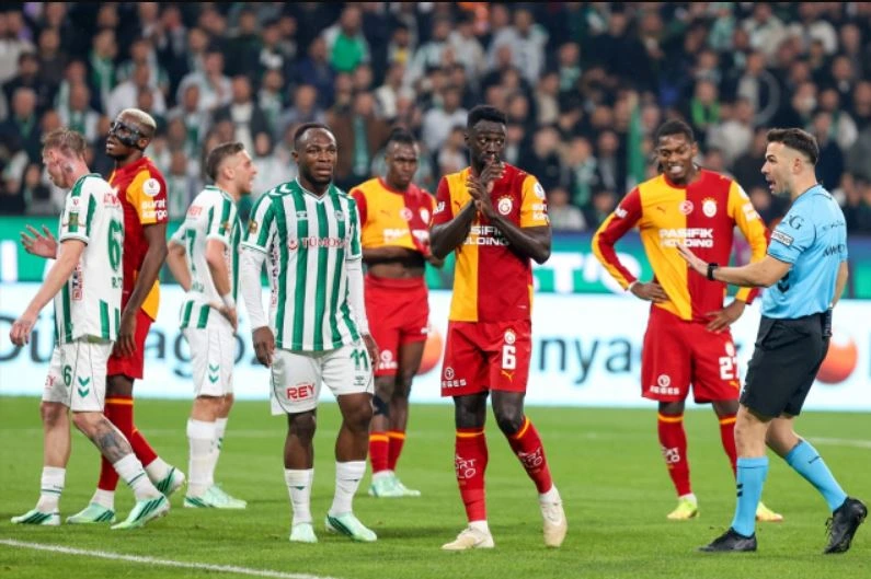 Konyaspor   sahasında  Galatasaray’a Farklı Yenildi