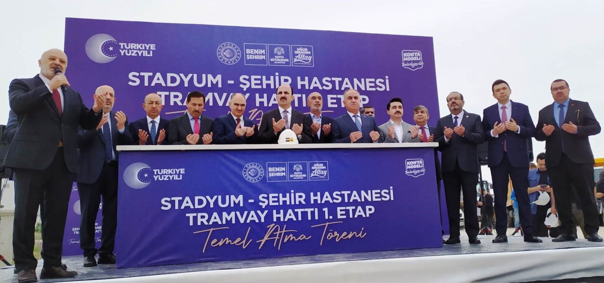 Konya’da  Tramvay Hattının Temeli Atıldı 