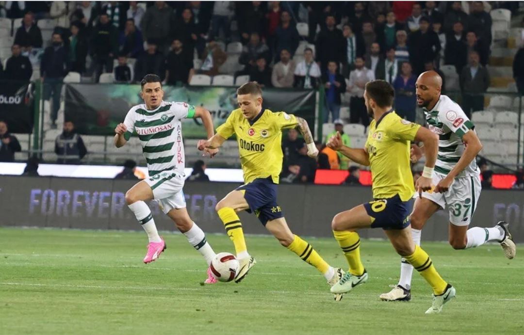 Konyaspor Sahasında  Fenerbahçe'ye Boyun Epmedi 