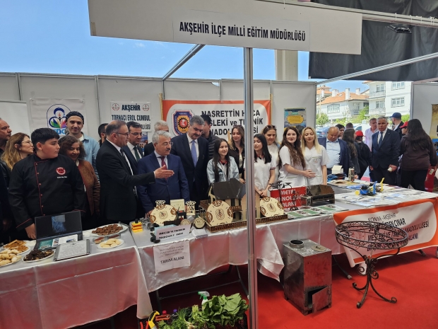 1.Akşehir İstihdam Ve Kariyer Fuarı Kapılarını Açtı