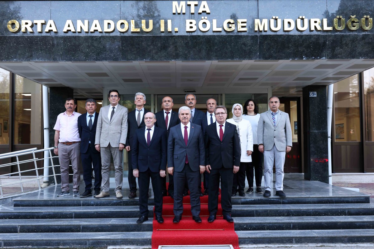 Vali  Akın, MTA Orta Anadolu II. Bölge Müdürlüğünü Ziyaret Etti