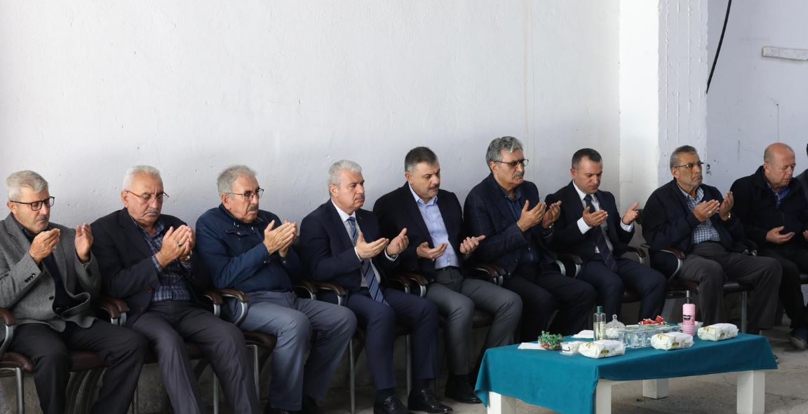Bakan Çiftçi Recep Konuk’a Taziye Ziyaretinde Bulundu 