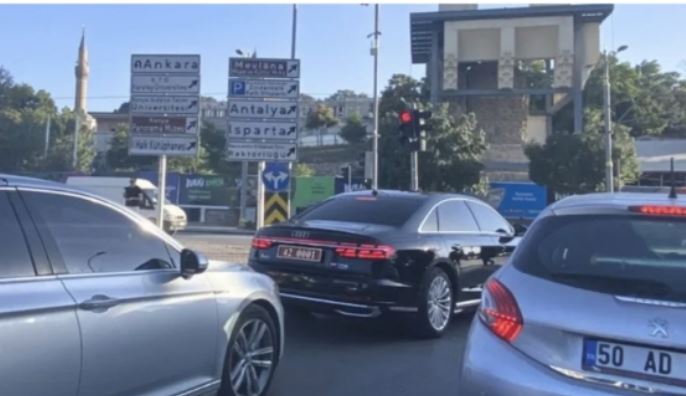 Konya Valisi İbrahim Akın “Yetkim var” diyerek kuralı çiğnemedi