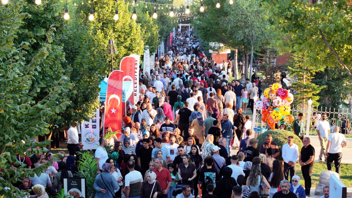 Başkan Altay, 4. Gastrofest’e Katılan Ziyaretçilere, Şeflere ve Esnafa Teşekkür Etti