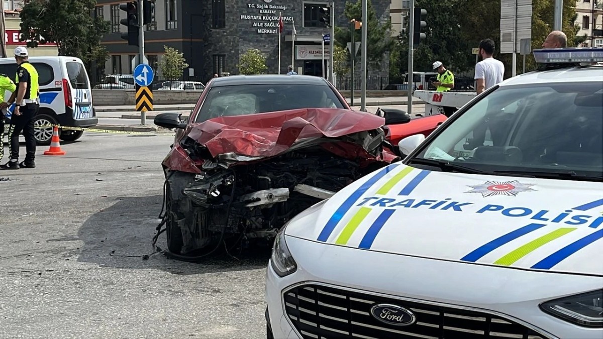 Konya'da Trafik Kazasında Sürücü Hastanede Hayatını Kaybetti