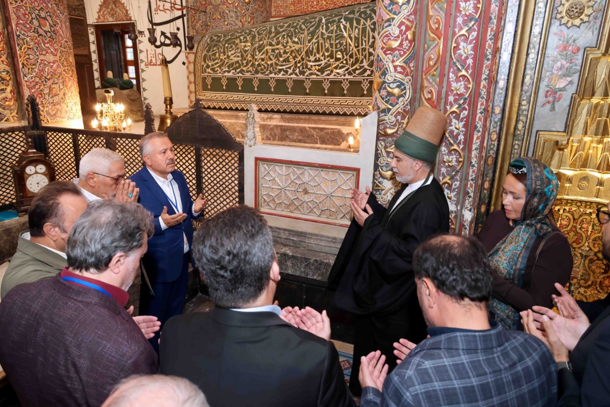 Şiirin Evrensel Sesi, Konya’da Mevlânâ’nın İkliminde Buluştu