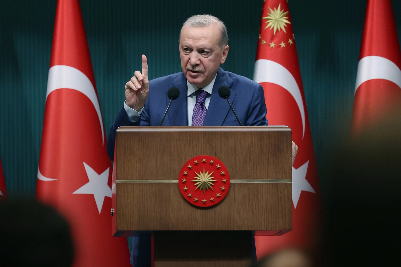 Cumhurbaşkanı Erdoğan: Diplomaside güçlü, savunma sanayide destan yazan Türkiye var
